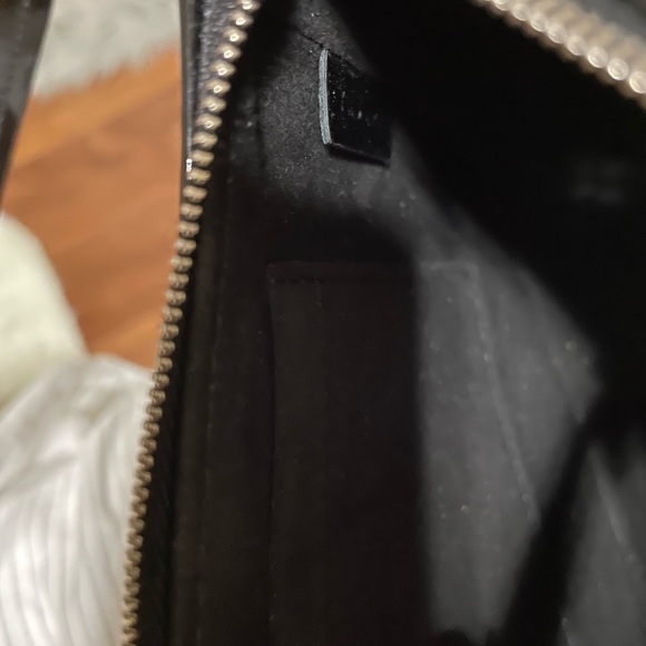 Louis Vuitton Black Shoulder Bag - Picture 7 of 7